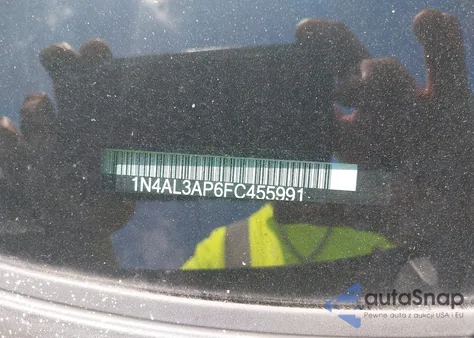 2015 Nissan Altima 2.5 S z USA, uszkodzony, nr VIN 1N4AL3AP6FC455991